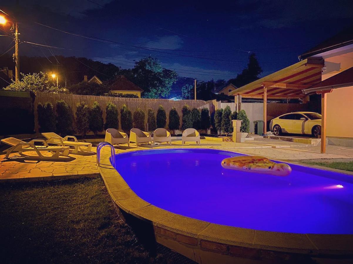 贝尔格莱德Mika'S Poolhouse别墅 外观 照片